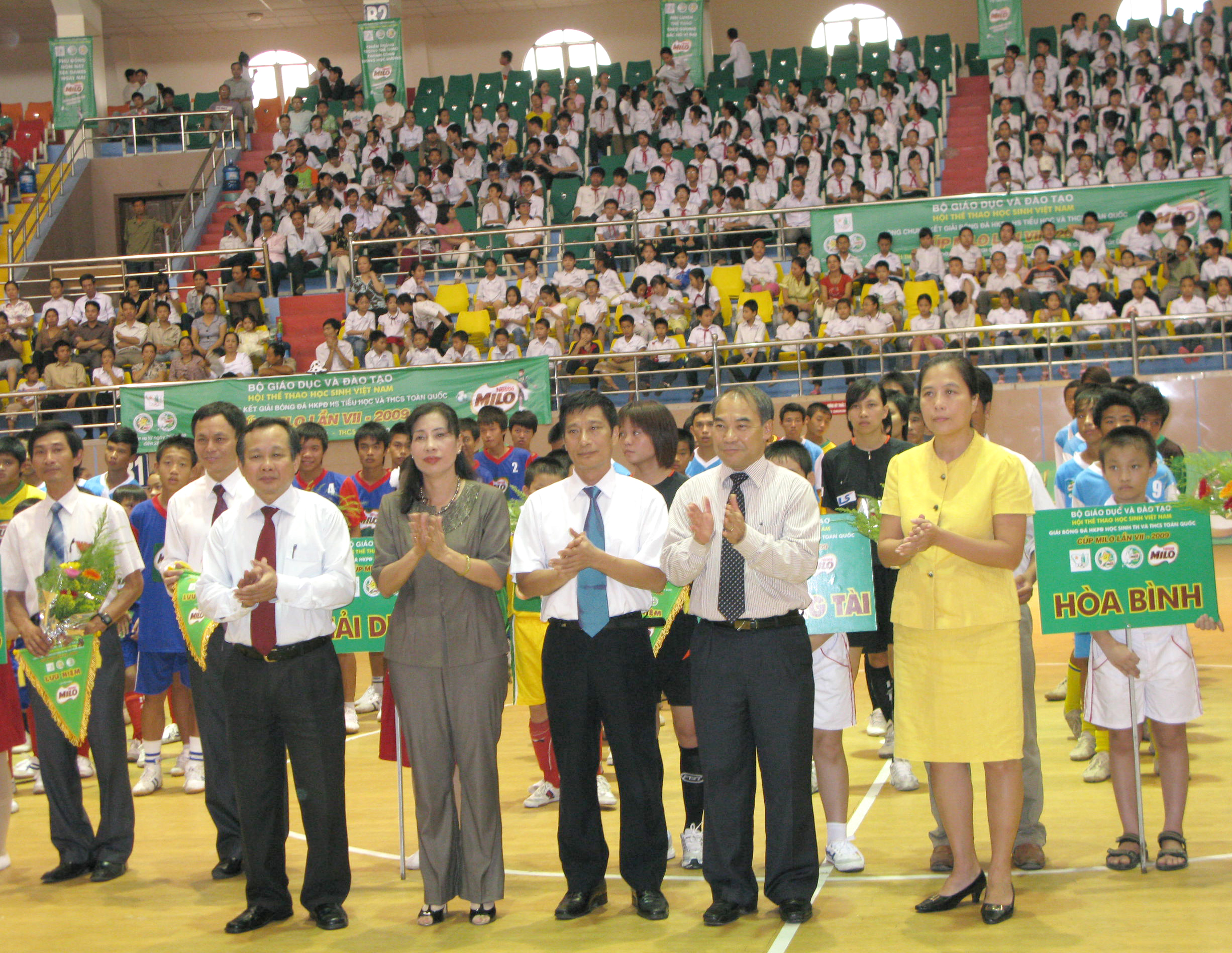 Khai mạc Giải Bóng đá Hội khoẻ Phù Đổng học sinh Tiểu học và Trung học cơ sở toàn quốc Cup Milo năm